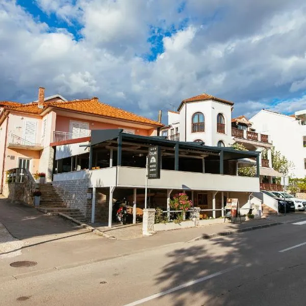 Pansion Čirjak, hotel a Sveti Filip i Jakov (Santi Filippo e Giacomo)