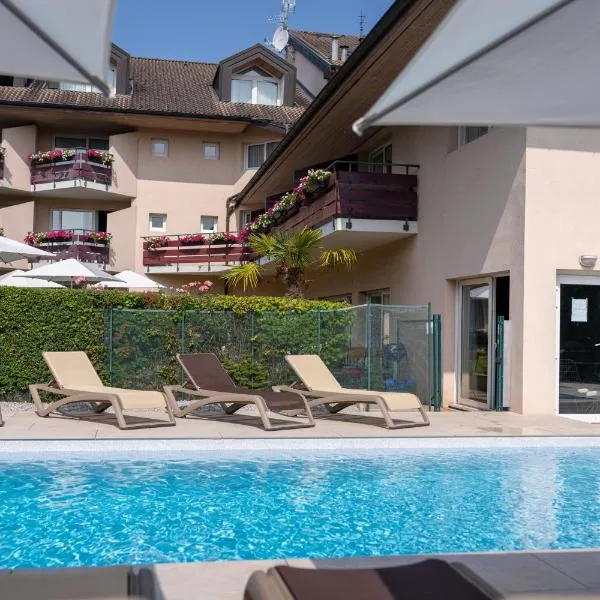 Logis Hotel Arc En Ciel, hotel v destinaci Thonon-les-Bains