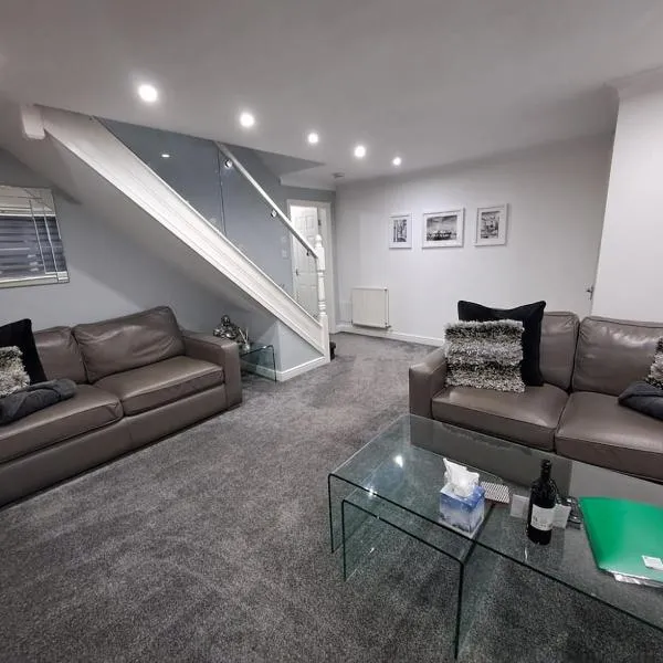 Tottington에 위치한 호텔 3 Bed Detached House Tottington