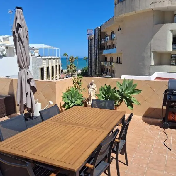 The Bajondillo terrace, hotel in Torremolinos