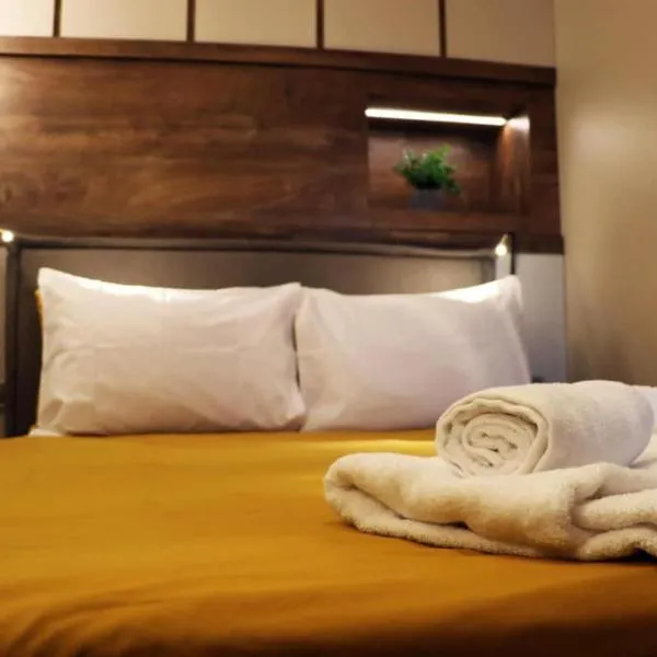 Superior Petit Studio, hotel in Mytilini