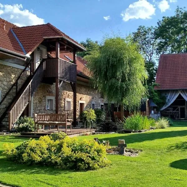 Statek Kloubek, hotel in Chabičovice