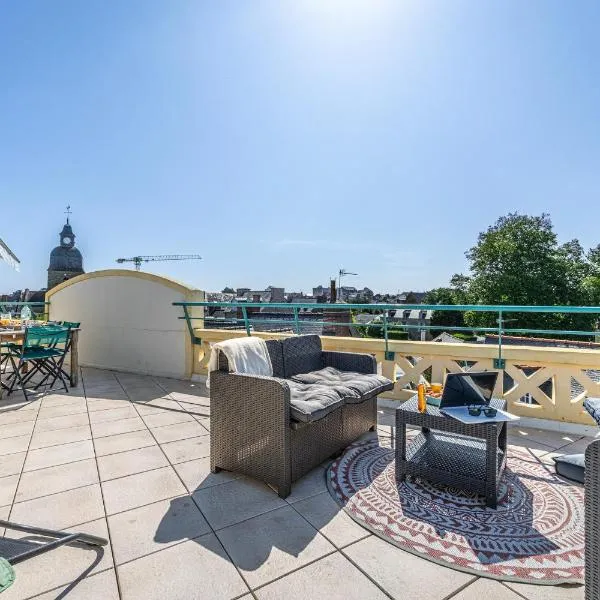 joli toit terrasse Le Celtic, hotel in Dinard