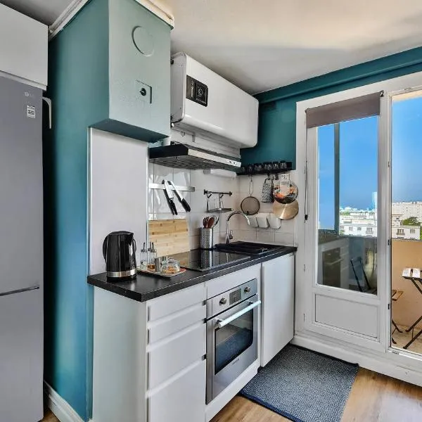 Le Jules Guesde, Appart traversant, 3ch , parking, 2mn à pied métro D Parilly, hotel a Vénissieux
