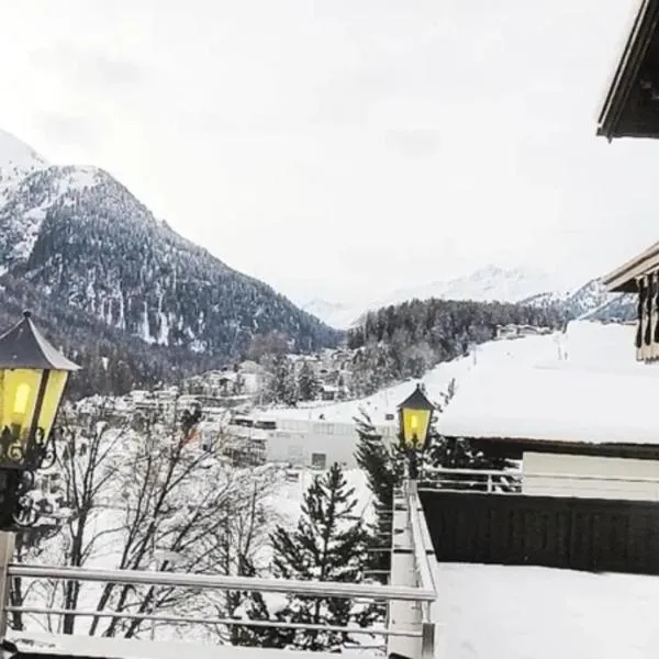 Pension Alpenheim, hotel u gradu Sankt Anton am Arlberg