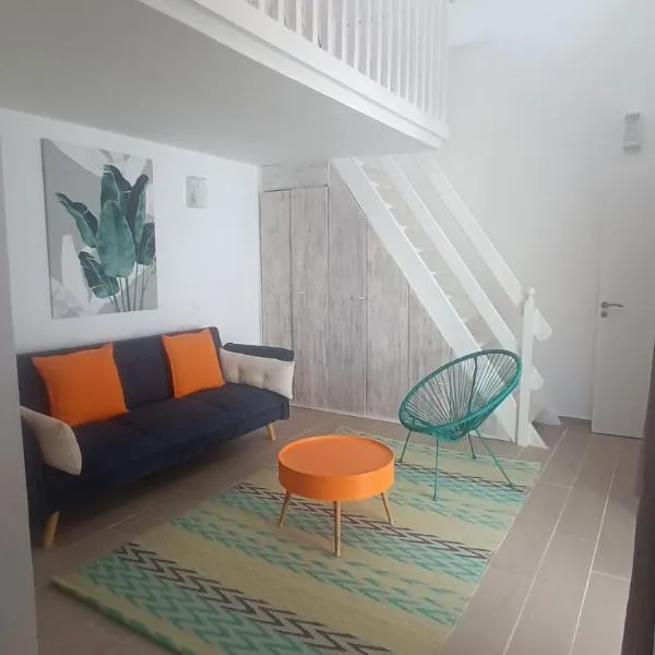 Lumineux Duplex SANDÌA, hotel a Sainte-Anne