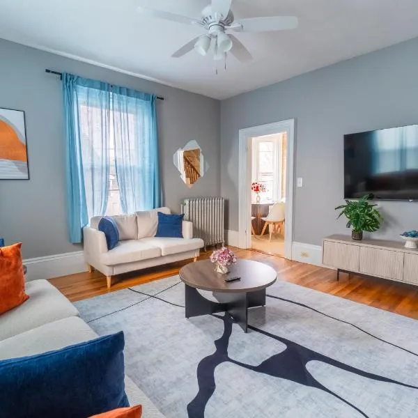 3BDR 2BA Downtown Salem with Parking, hotel in Salem