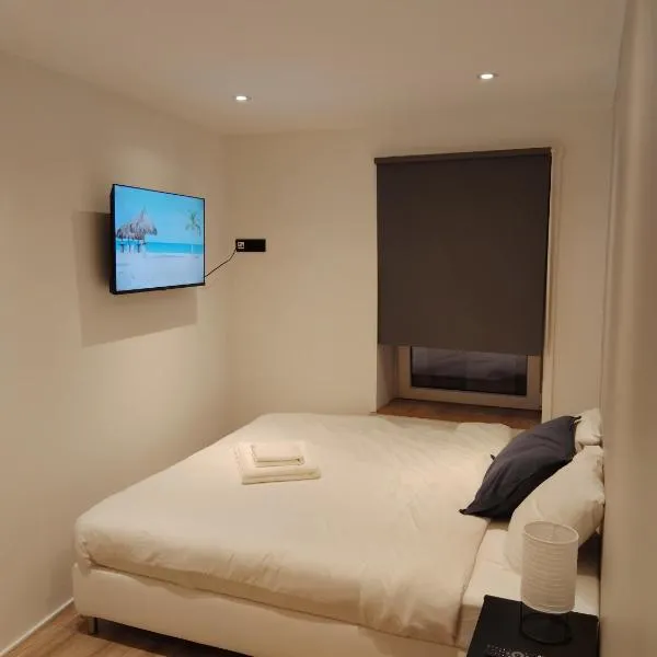 Chambre 2 P à Saint Hubert, hotel in Saint-Hubert