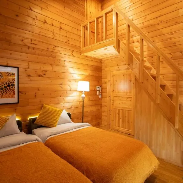里山辺ウッドハウスちいさいおうち: Matsumoto şehrinde bir otel