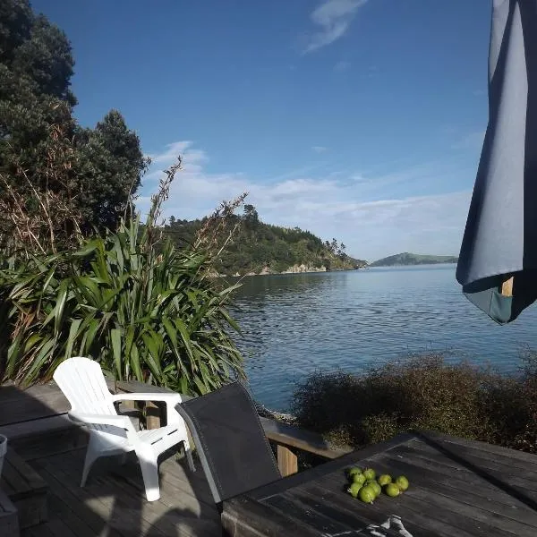 Long Bay Motor Camp, hotel en Coromandel