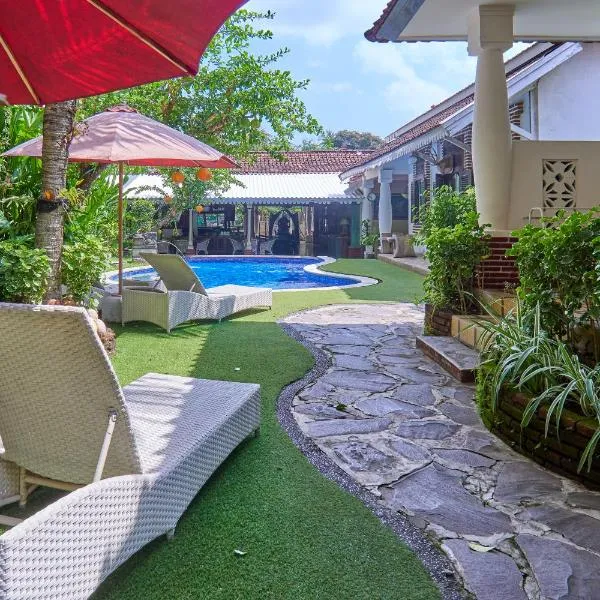 Attara Hostel Senggigi, hotel in Senggigi 