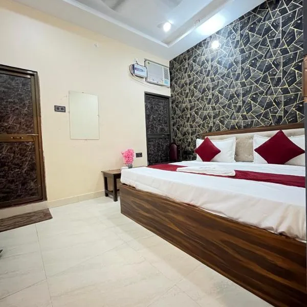 Hotel Raghukul Palace Ayodhya-By Admiral Group Of Hotels, hotel em Ayodhya