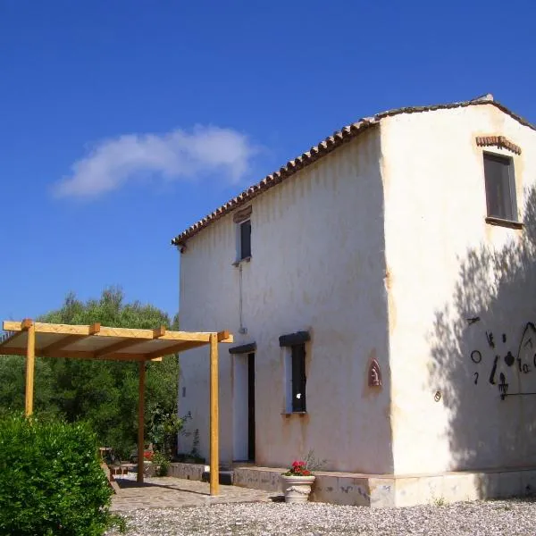 Antica Casa dei Contadini di Orosei, hotell sihtkohas Orosei