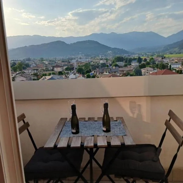 Appartamento Monique, hotel v destinaci Pieve di Soligo