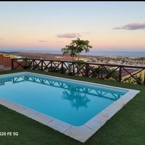 Casiña - relax view & pool, hotel in Caleta De Fuste