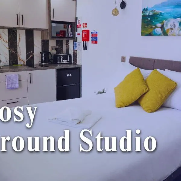 CB Stays - Peterborough Cosy Studios with Kitchenette and Ensuite, hotel in Peterborough