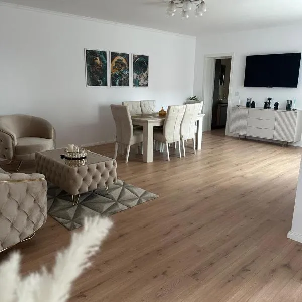 Casa crisan, hotel v destinaci Mintiu Gherlii