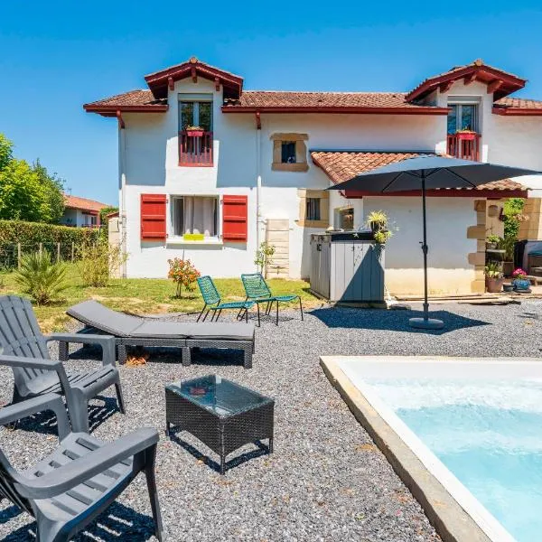 Les Chambres D'arrauntz, hotel in Ustaritz