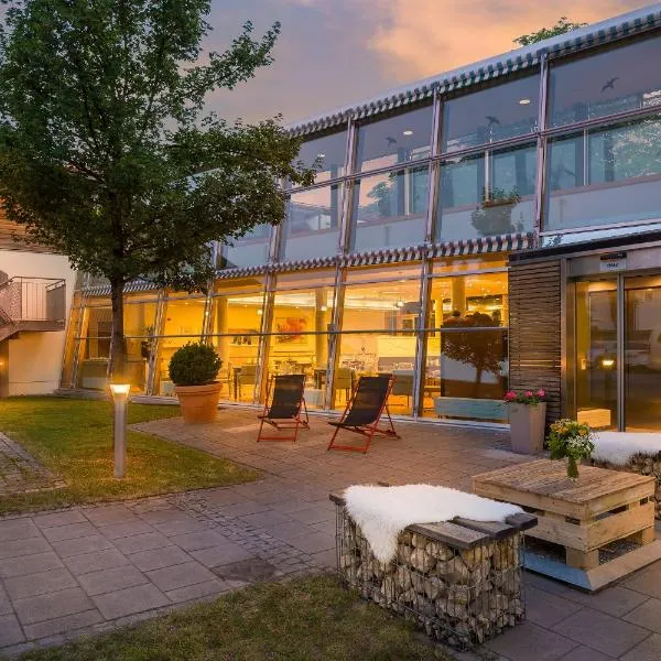 Garner Hotel Munich - Messe by IHG, hotel in Haar