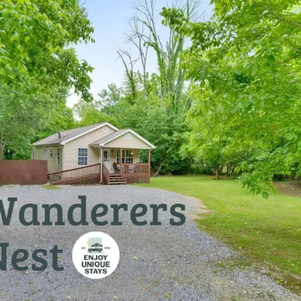 Wanderers Nest with a hot tub, Hotel in Chattanooga