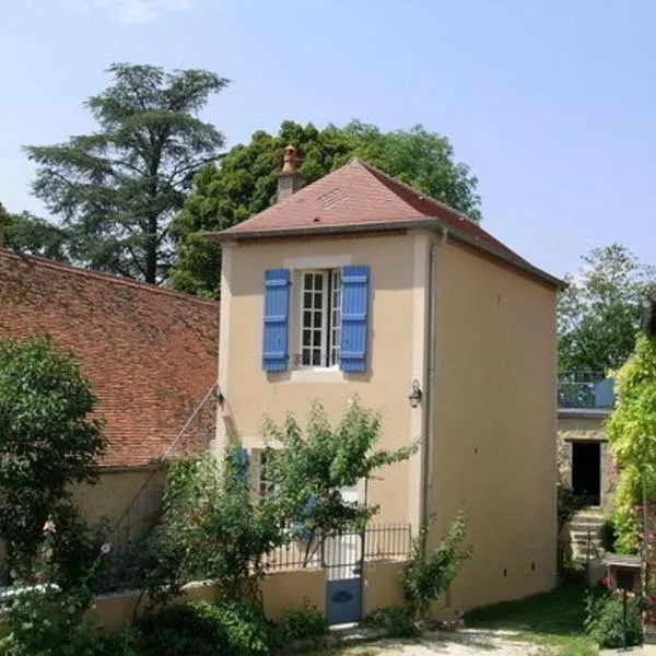 Maison rénovée avec vue sur château, animaux acceptés, terrasse panoramique - FR-1-489-164, hotel v destinaci Billy