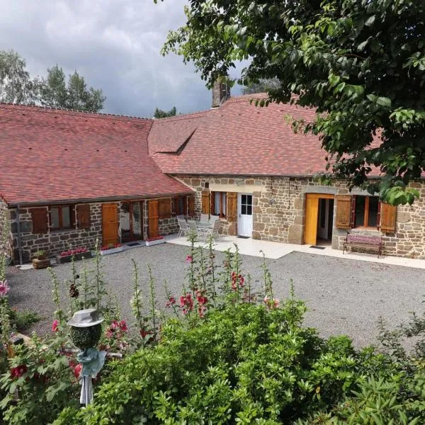 Maison de charme avec jardin, nature, cheminée, WiFi, proche manoirs et rivières tortueuses - FR-1-497-99, hotel em Saint-Bômer-les-Forges
