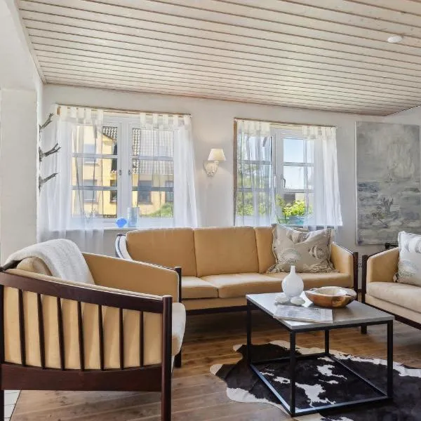 The Cozy Cottage, hotel in Hirtshals