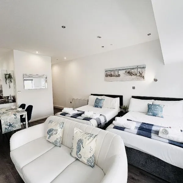 Fox House Studios, City centre Aparthotel, hotel in Plymouth