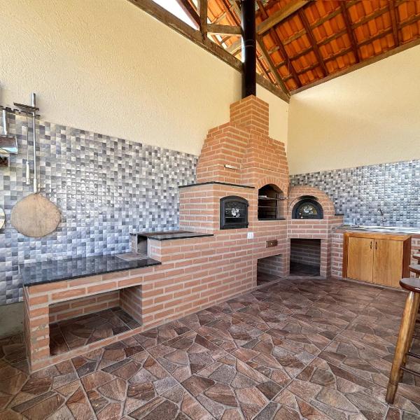 Casa ampla com vista, fogo de chão, área gourmet - 16 min do Capivari - Foto 5
