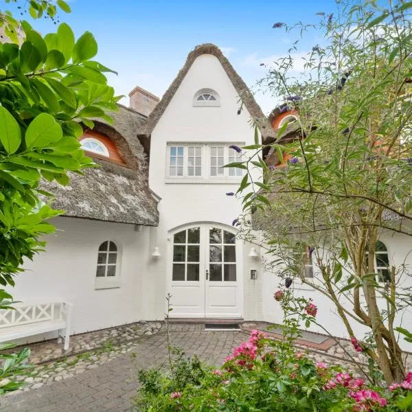 Haus Süderhof, Seepferdchen Whg 10, Hotel in Keitum