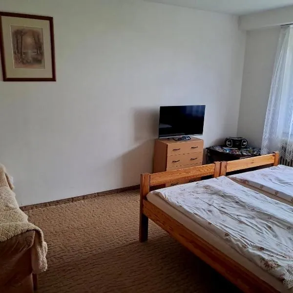 Apartmán U Koníčka, hotel in Ústrašice