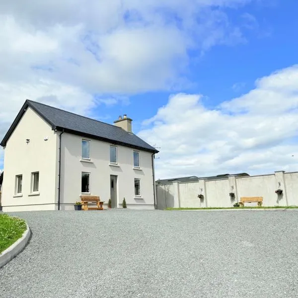 Killarney Old School Road sleeps 6, khách sạn ở Killarney