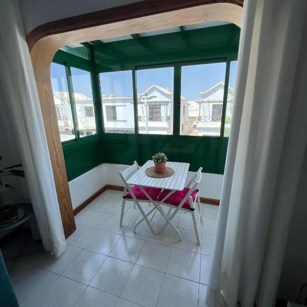 Casa Maresía, hotel v destinaci Playa Honda