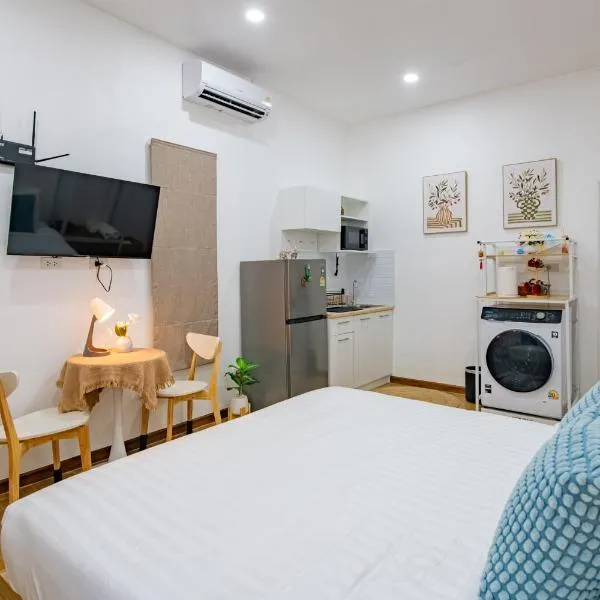 Sachi Minimal House Bangtao Beach - Near Muay Thai Gym, hotel in Surin Beach