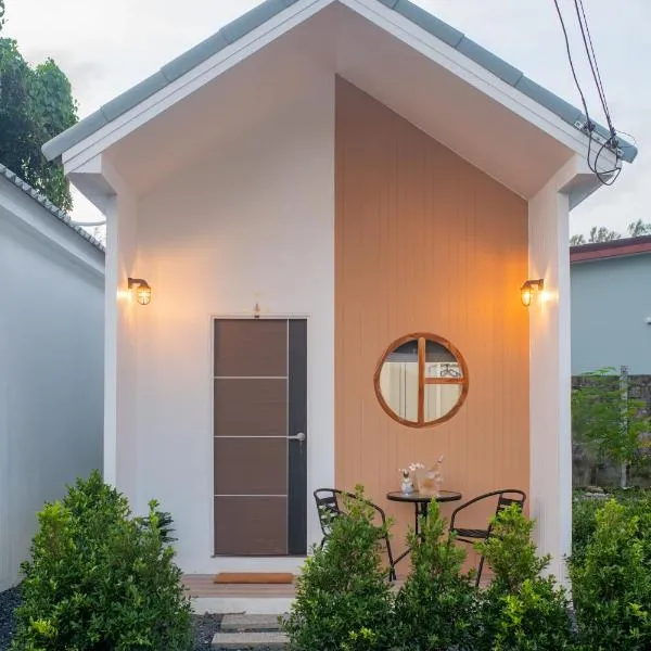 Sachi Minimal House Bangtao Beach - Near Muay Thai Gym, Hotel in Strand Surin