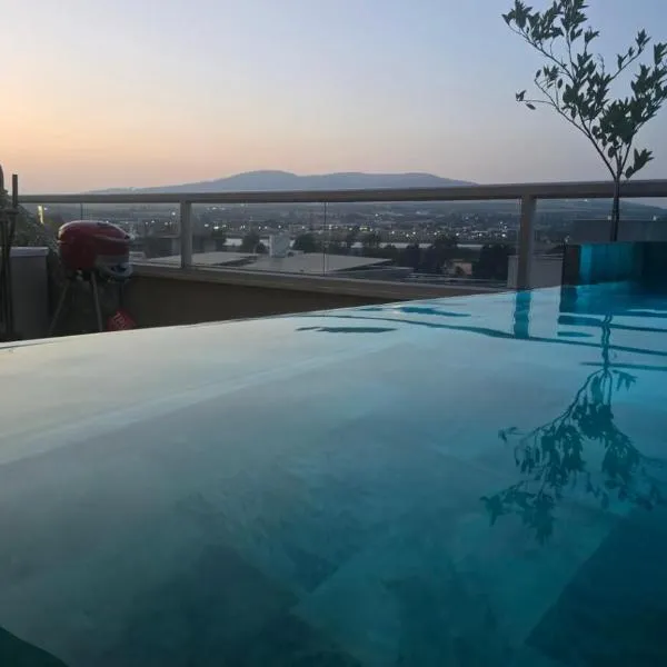 למרגלות הגלבוע, hotel in Gid‘ona