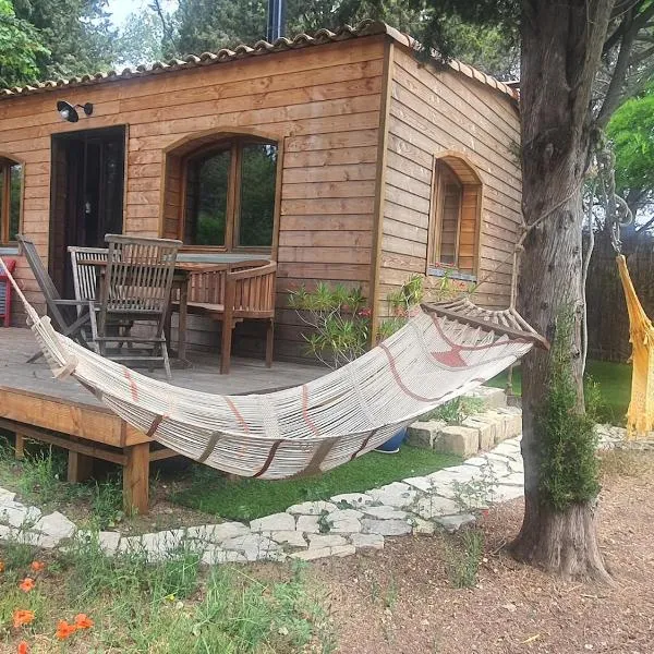 Chalets en pleine nature, hotel en Cournonsec