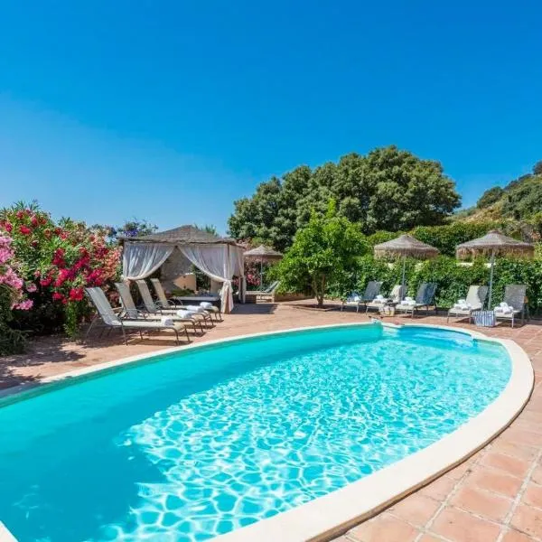 Casa Finca del Roble Antequera - La Higuera by Ruralidays, hotel in Antequera