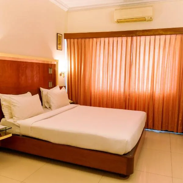 Bisque Magaji Orchid - Malleshwaram, Near Mantri Square Mall & Majestic, hotel in Bangalore