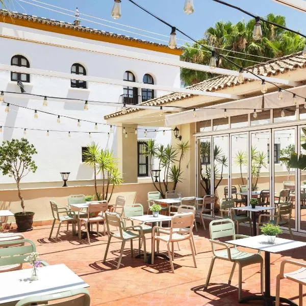 Ibis Sevilla, hotel v destinaci Seville