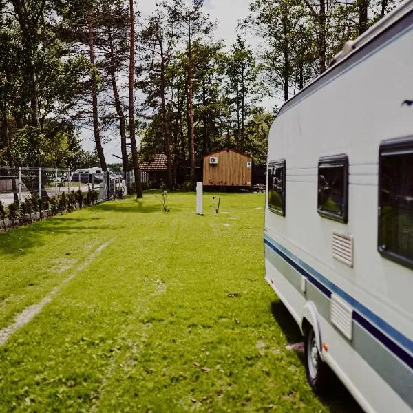 Camping Dollar - Plaża Nowe Guty, hotel in Nowe Guty