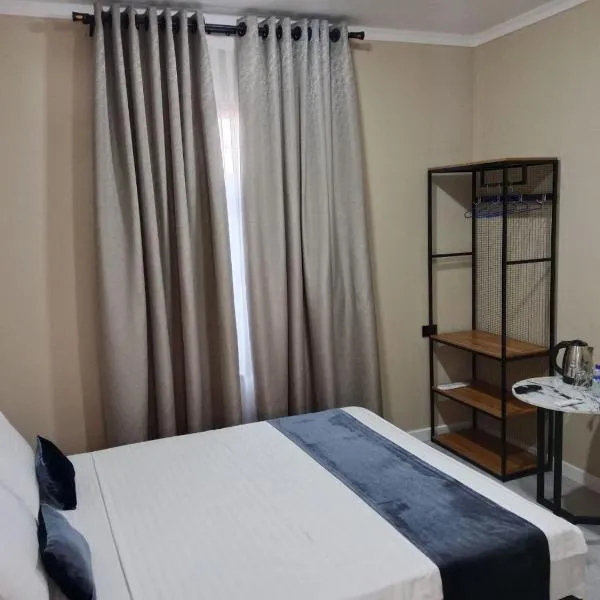 Hotel S & D Hostel, hotel in Tashkent