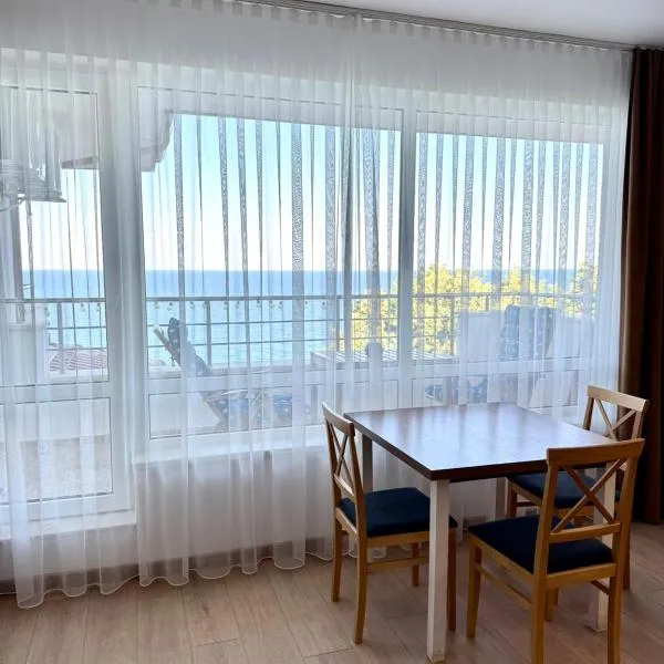 Byala sea view apartment Studio, hotel in Byala