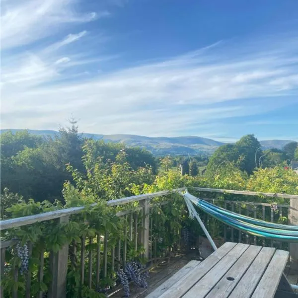 Stunning views of Ynyshir & Southern Snowdonia, hotel em Machynlleth