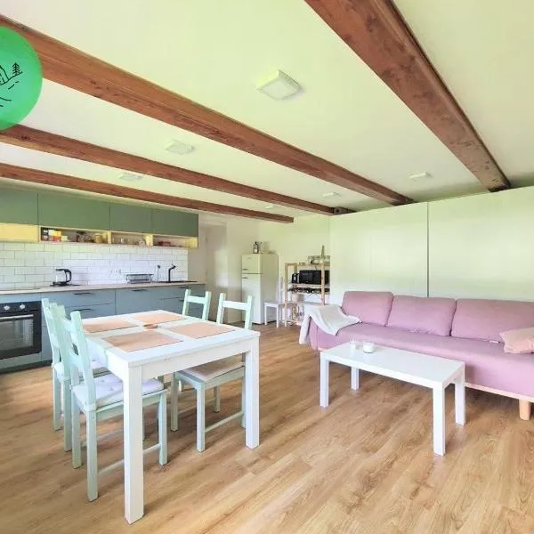 Apartmán s výhledem na Jezerní stěnu, hotel v destinaci Železná Ruda