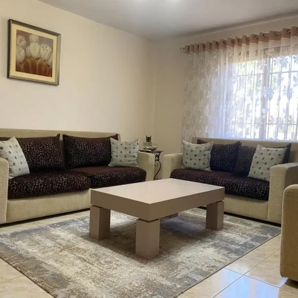 Village house, hotel v destinaci Shkodër