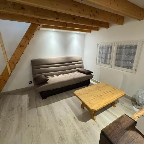Charmant studio à Sarzeau, 20 m² avec terrasse, hotell i Sarzeau