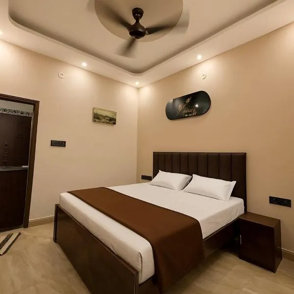 Shyam Residency - 50 mtr from Ram Mandir, hotel a Ayodhya