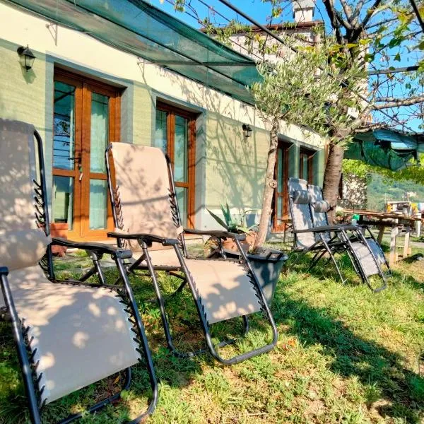 Arca di Ne, hotel v destinaci Terisso