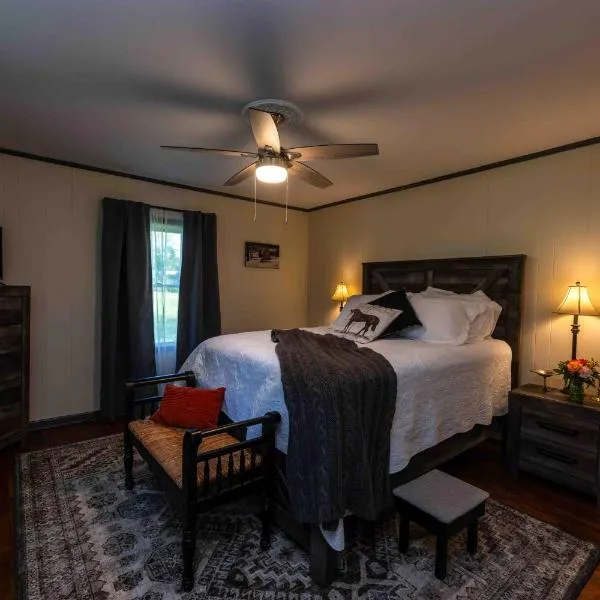 10 Minutes from Natural Bridge State Park, hotel v destinaci Stanton